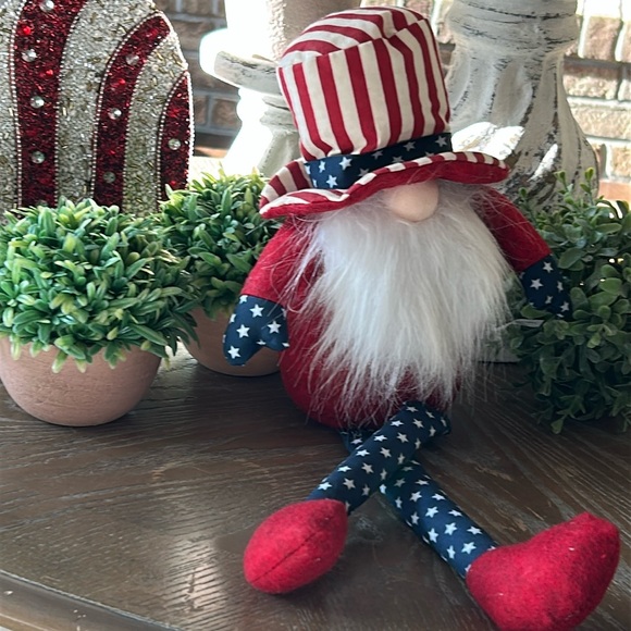 NEW!  Lighted Uncle Sam American Patriotic Stars & Stripes Flag Garden Gnome - Picture 7 of 8
